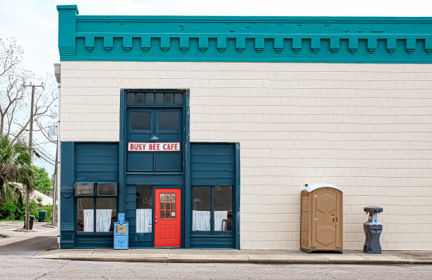 Best Portable toilet rental cost  in Eleanor, WV